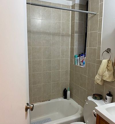 4th image of 354 E 66th St #2J