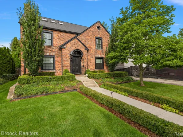 788 Pierce St, Birmingham, MI 48009