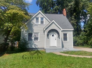 1207 Day Pl, High Point, NC 27260