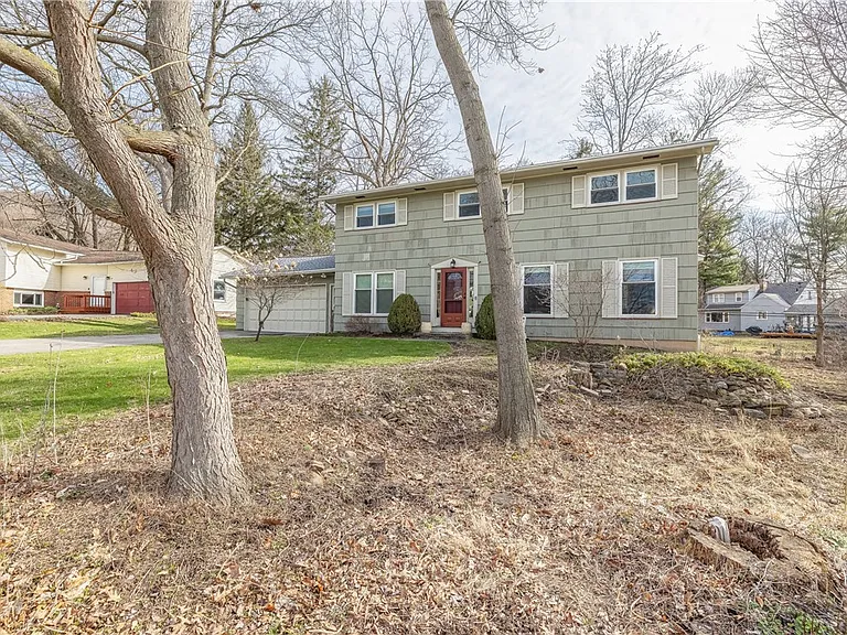 95 Parkwood Ave — Photo 41
