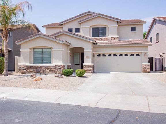 3rd image of 12642 N 148th Ct