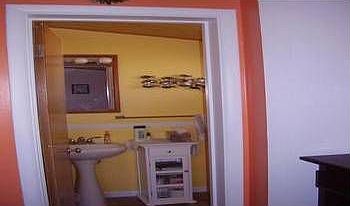 2nd image of 1419 Sanders Dr