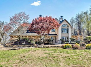 4567 Windy Gap Dr, Roanoke, VA 24014