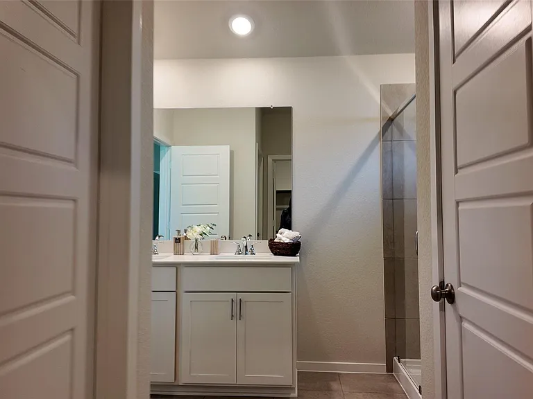 16241 Parish Pointe Ct — Photo 21