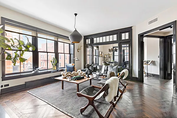 Sold by Nest Seekers International | media 3