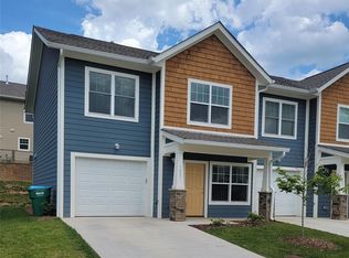 1057 Baldwin Commons Dr, Arden, NC 28704