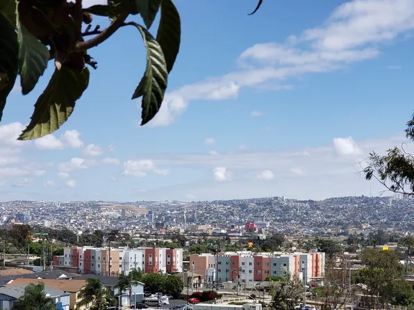 279 Padua Hills Pl, San Ysidro, CA 92173