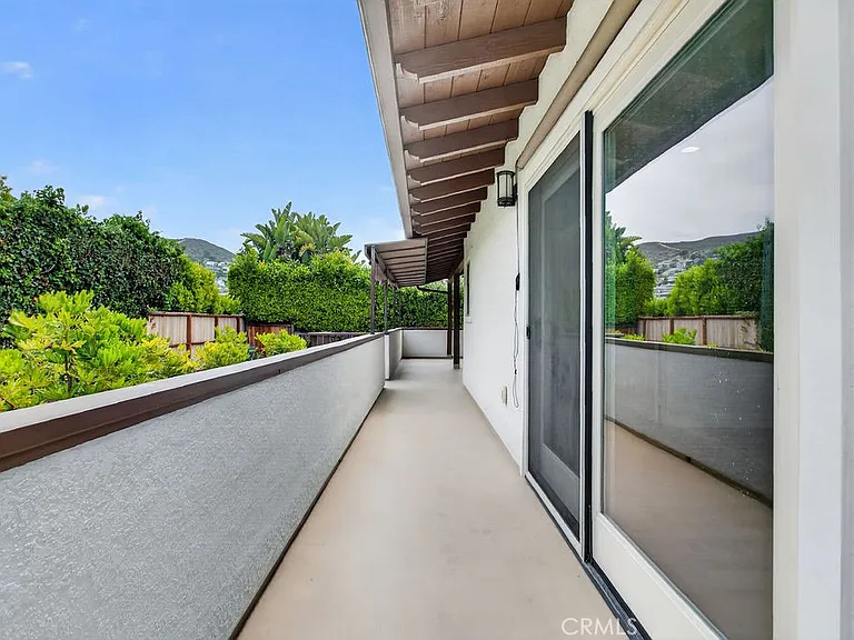 720 Emerald Bay — Photo 30