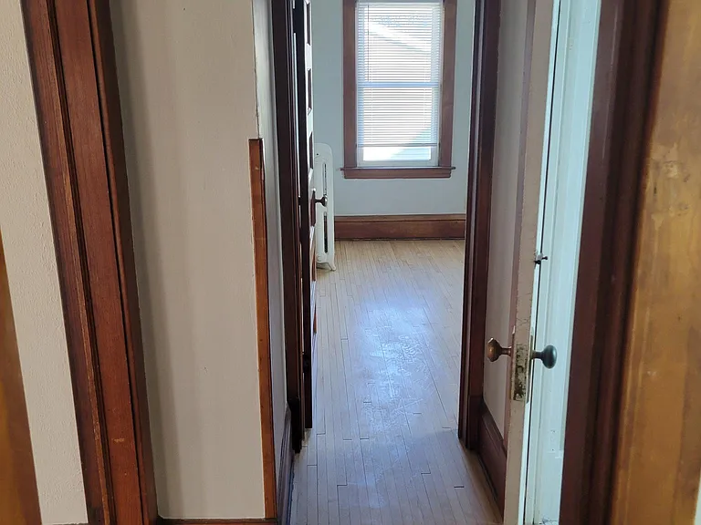 1681 Van Buren Ave #1 — Photo 22