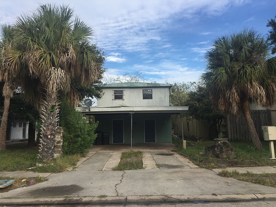 1st image of 1089 S De Leon Ave