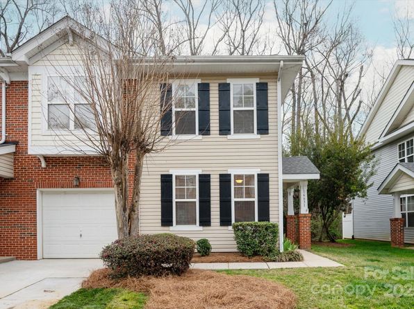 charlotte-north-carolina-65011711 picture