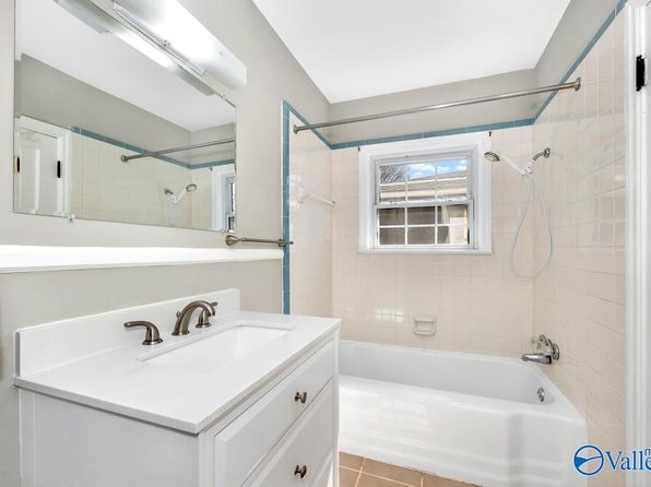 huntsville-alabama-92132369 picture