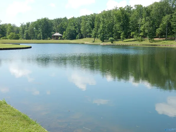 15 Winter Walk Way, Huntsville, AL 35803