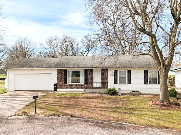 106 Sunset Dr, Salisbury, MO 65281