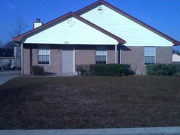 1451 Coalition Cir, Hinesville, GA 31313