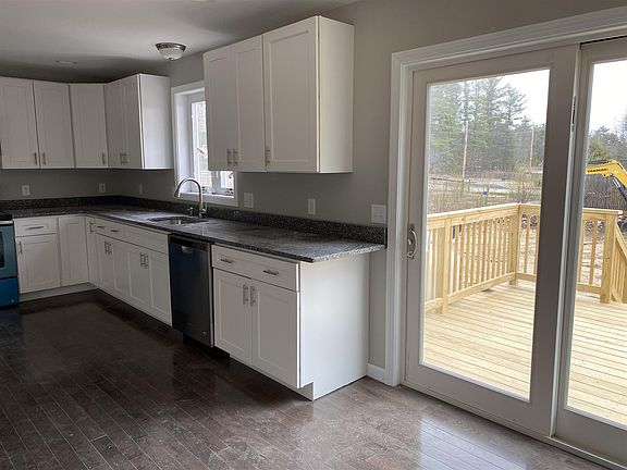 2nd image of 6 Spruce Ln #A
