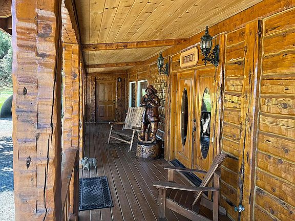 3rd image of 27847 Pine Creek Rd