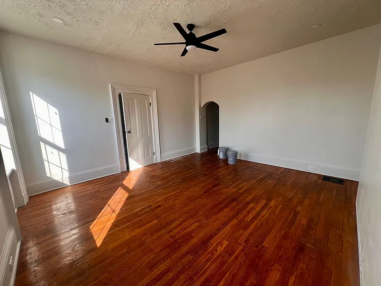 1198 Third Street (Full Service) — Photo 16