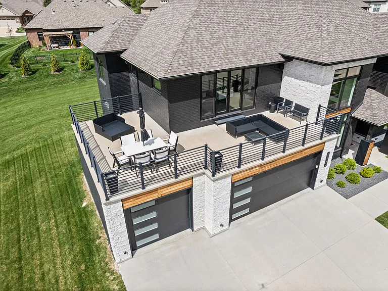 5947 Screaming Eagle Ln — Photo 64