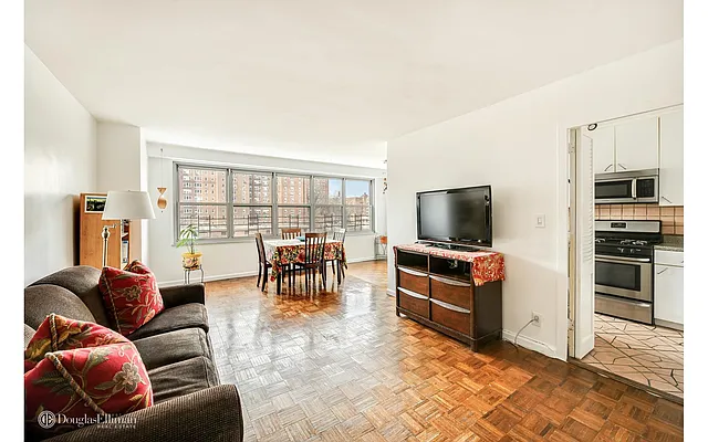 Sold by Douglas Elliman | media 18