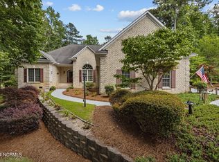 104 Charles Ct, Chocowinity, NC 27817