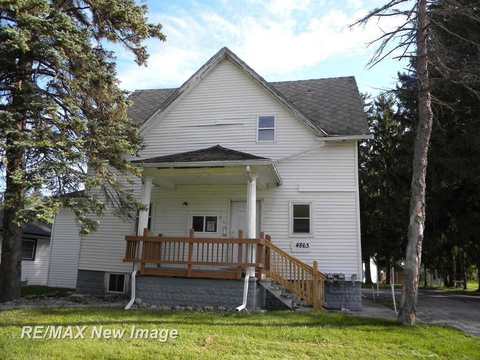 4863 Dixie Hwy, Saginaw, MI 48601 Zillow