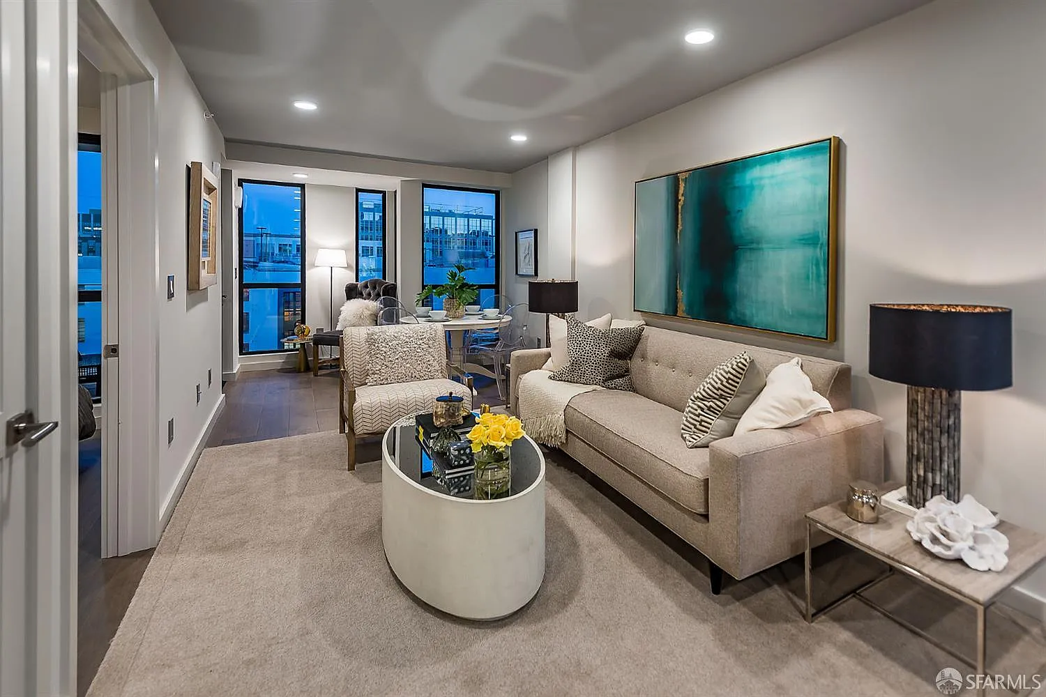 2 bed, 1.0 bath, 700 sqft, $5,975 — Photo 3