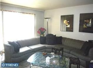 3760 Lankenau Rd, Philadelphia, PA 19131