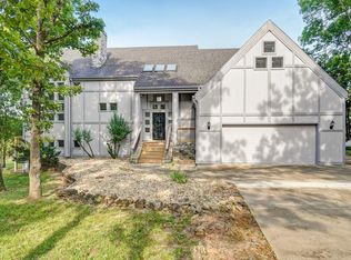253 Cougar Trl E, Branson, MO 65616