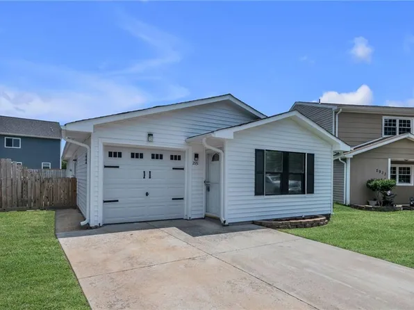 2931 Delaware Xing, Virginia Beach, VA 23453