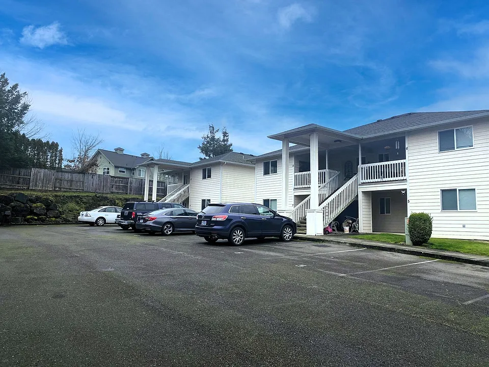 2941 W Lorraine Ave #1-10