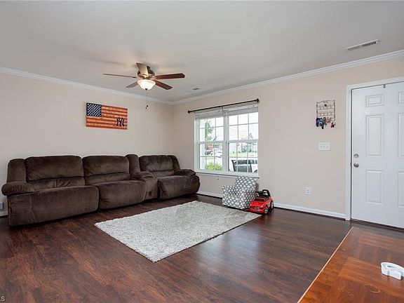 5th image of 5406 Sky Hill Dr