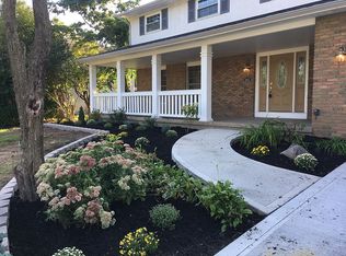1955 Walnut Hill Park Dr, Columbus, OH 43232