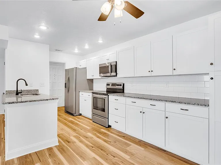 1177 Paseo Del Mar #C — Photo 6