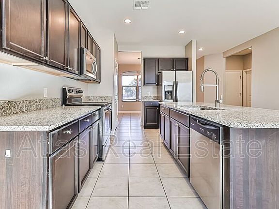 4th image of 4073 W Alabama Ln