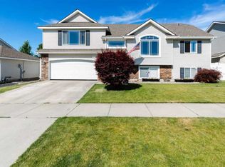 1923 N Arc Rd, Greenacres, WA 99016