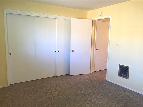 3rd image of 475 Juana Ave APT 11