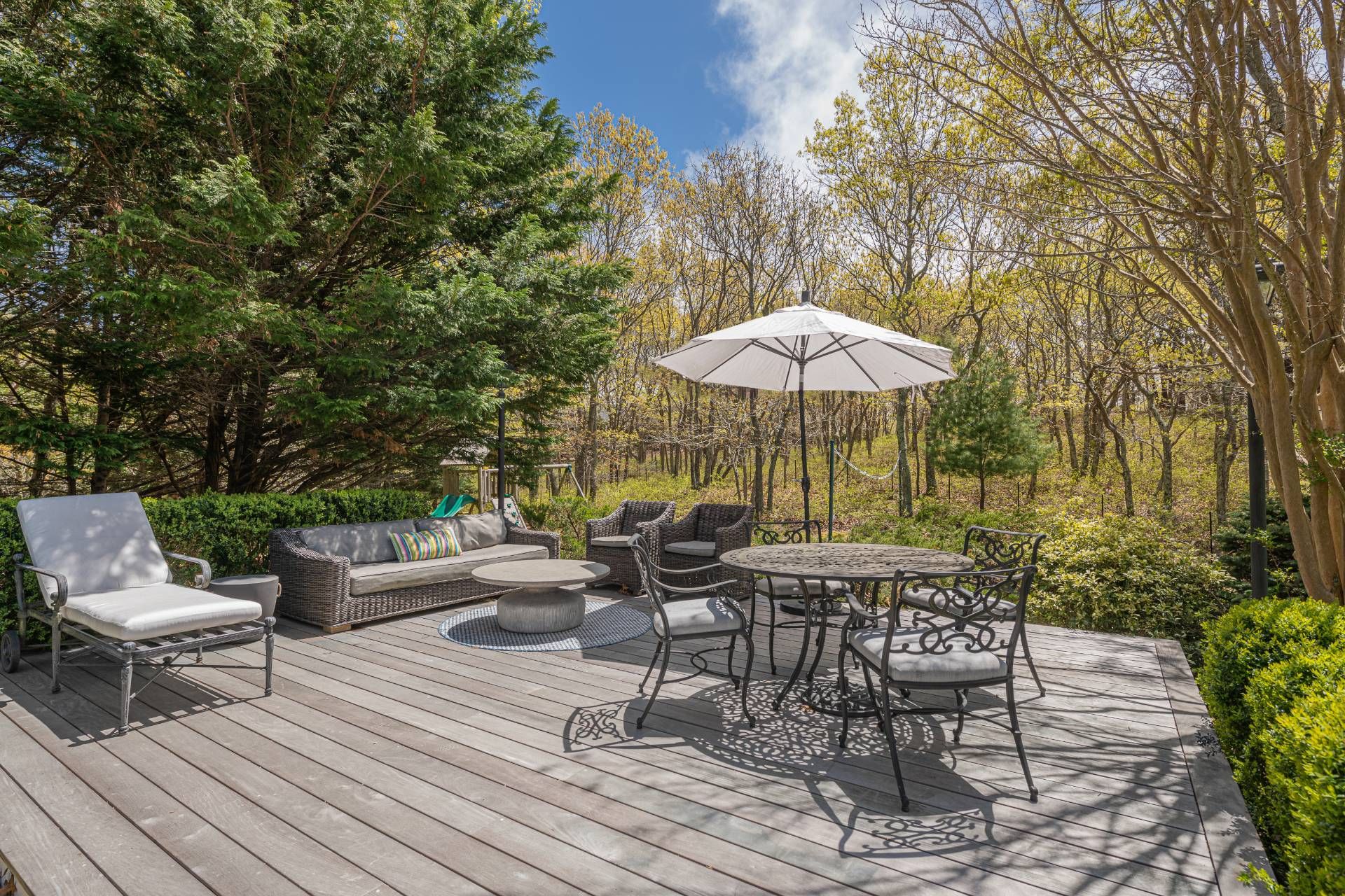 79 Tanager Ln, Water Mill, NY 11976 Out East