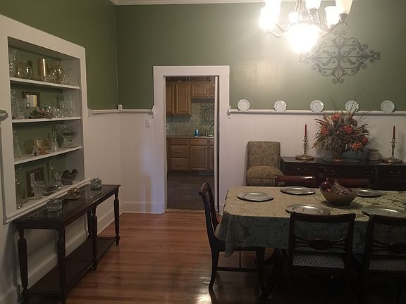 4th image of 105 King St