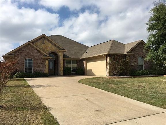 2nd image of 741 Branchwood Dr