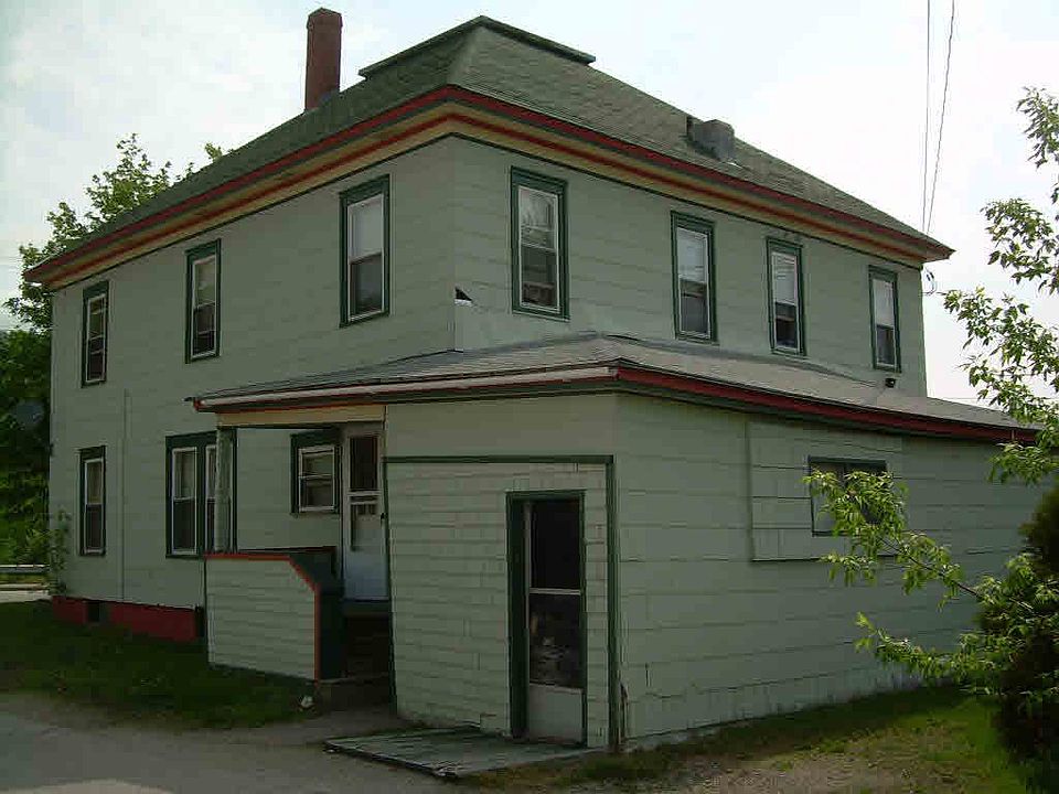 2nd image of 183 Main St