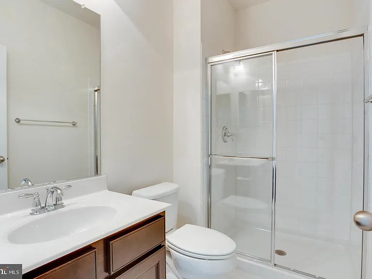 9029 Christina Pl — Photo 22