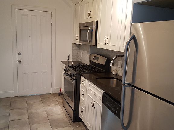 3rd image of 92 Hancock St #1B