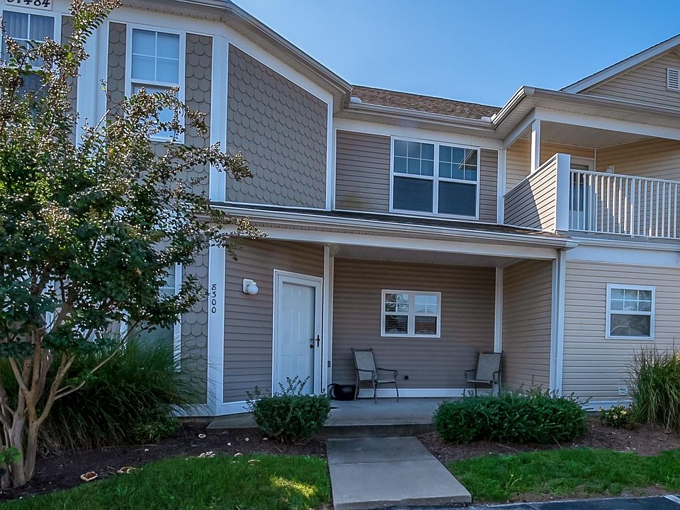 1st image of 37484 Pettinaro Dr #8300