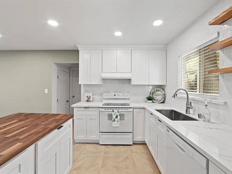 3106 Spanish Ravine Rd — Photo 6