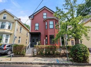 19 Kelly Rd, Cambridge, MA 02139