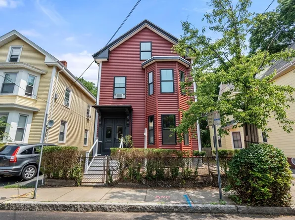 19 Kelly Rd, Cambridge, MA 02139