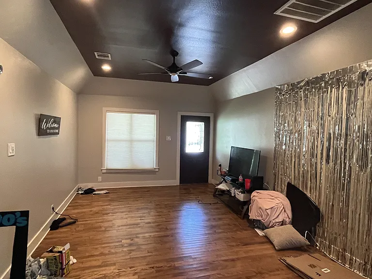 500 Brooks Ave — Photo 7