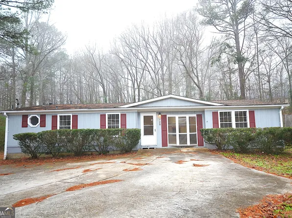 729 Harness Ct, Lithonia, GA 30058