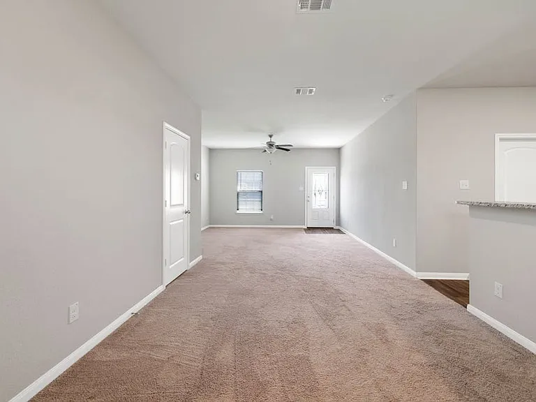 19300 Andrew Jackson St — Photo 6